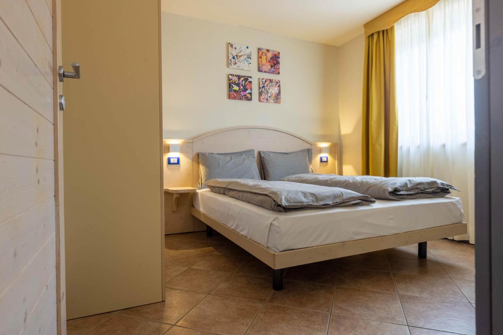 Residence Adamello Resort Ponte Di Legno Room photo